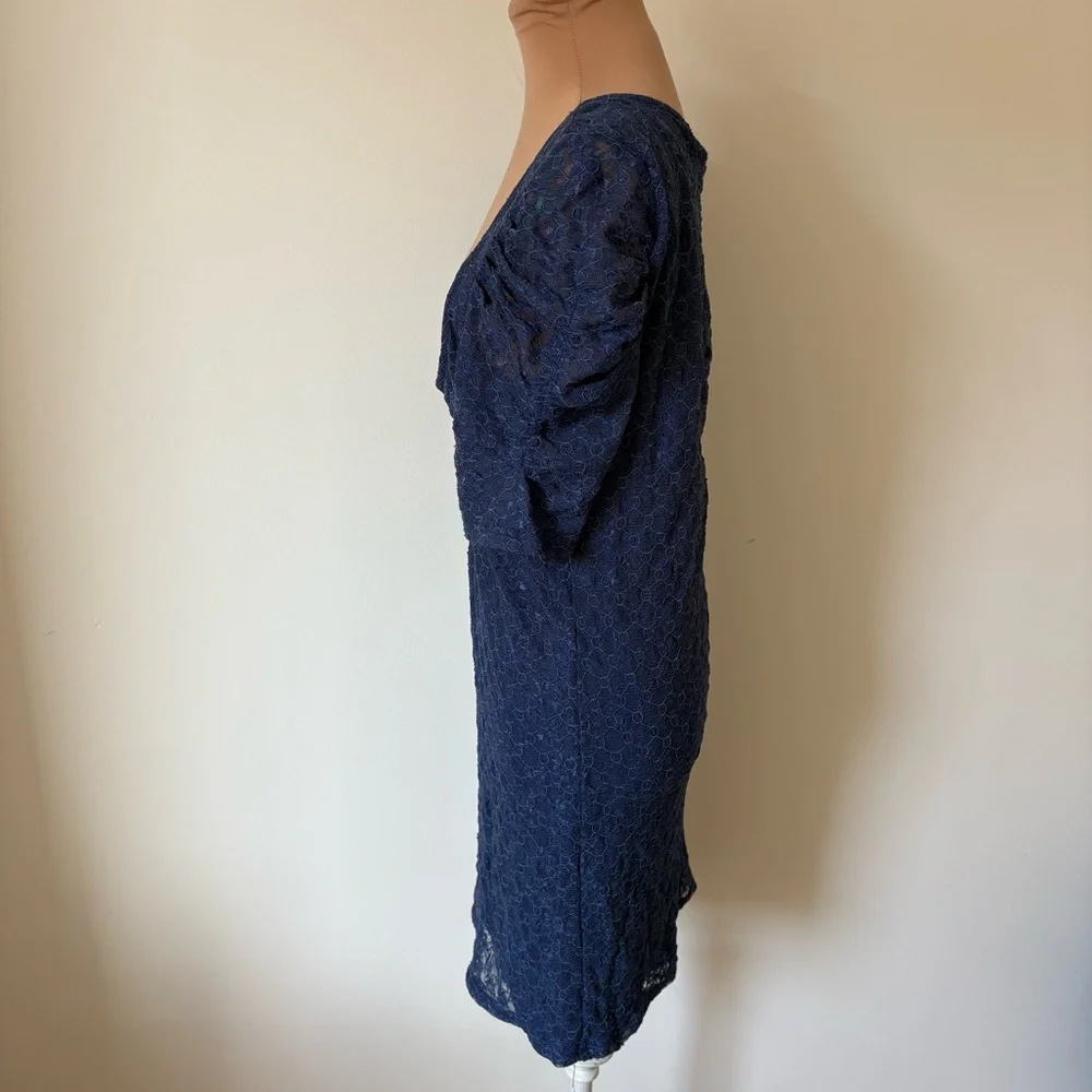 Free People Blue Lace Short Puff Sleeve Scoop Neck Mini Dress EUC Size Medium